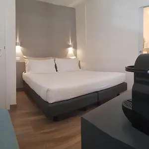  Maison d'hôtes Sarzana's